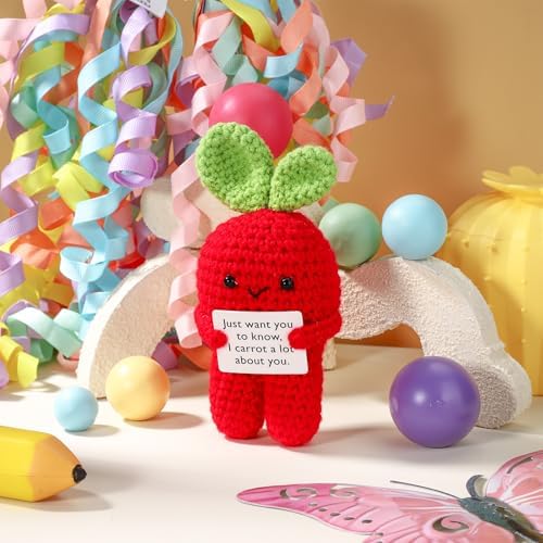 TOYMIS Positive Carrot Crochet Ornament Gift