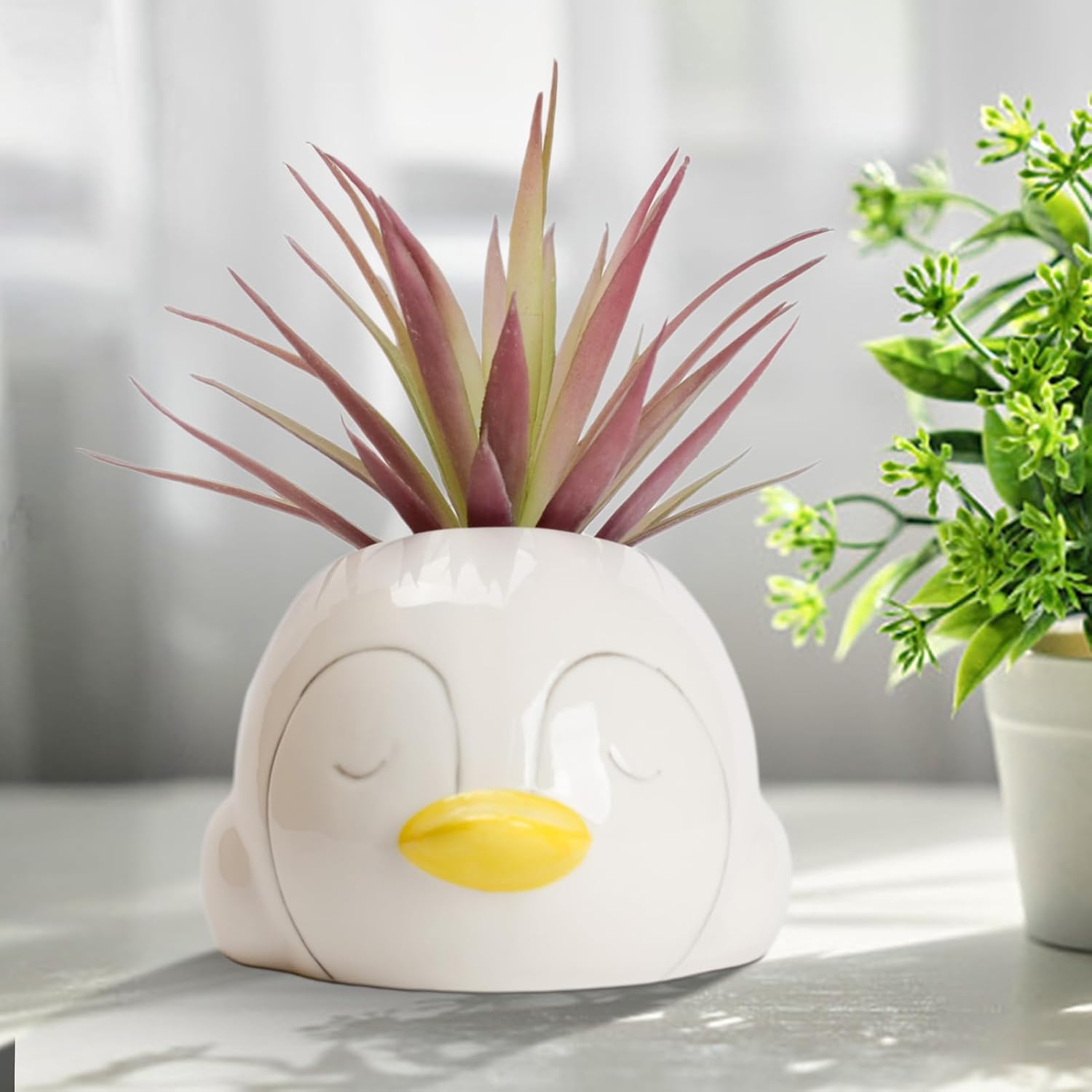 Cute Artificial Penguin Plant Basin for Home Decor