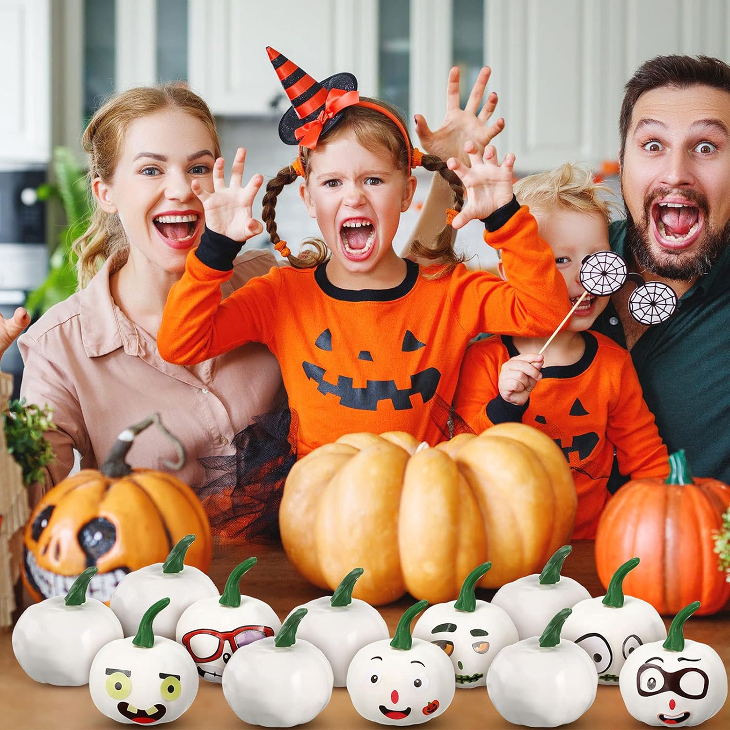 Sumind 24 Pcs Halloween White Artificial Pumpkins Decor