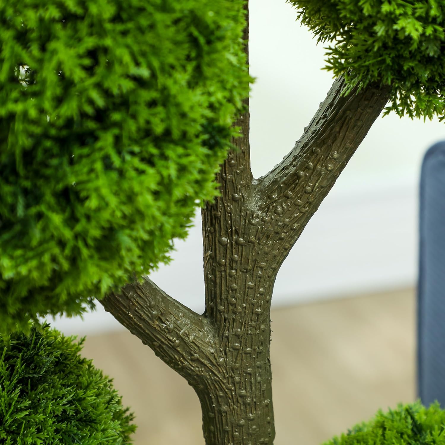 HOMCOM Artificial Topiary Five-Ball Cypress Tree in Pot 433 Inch Green
